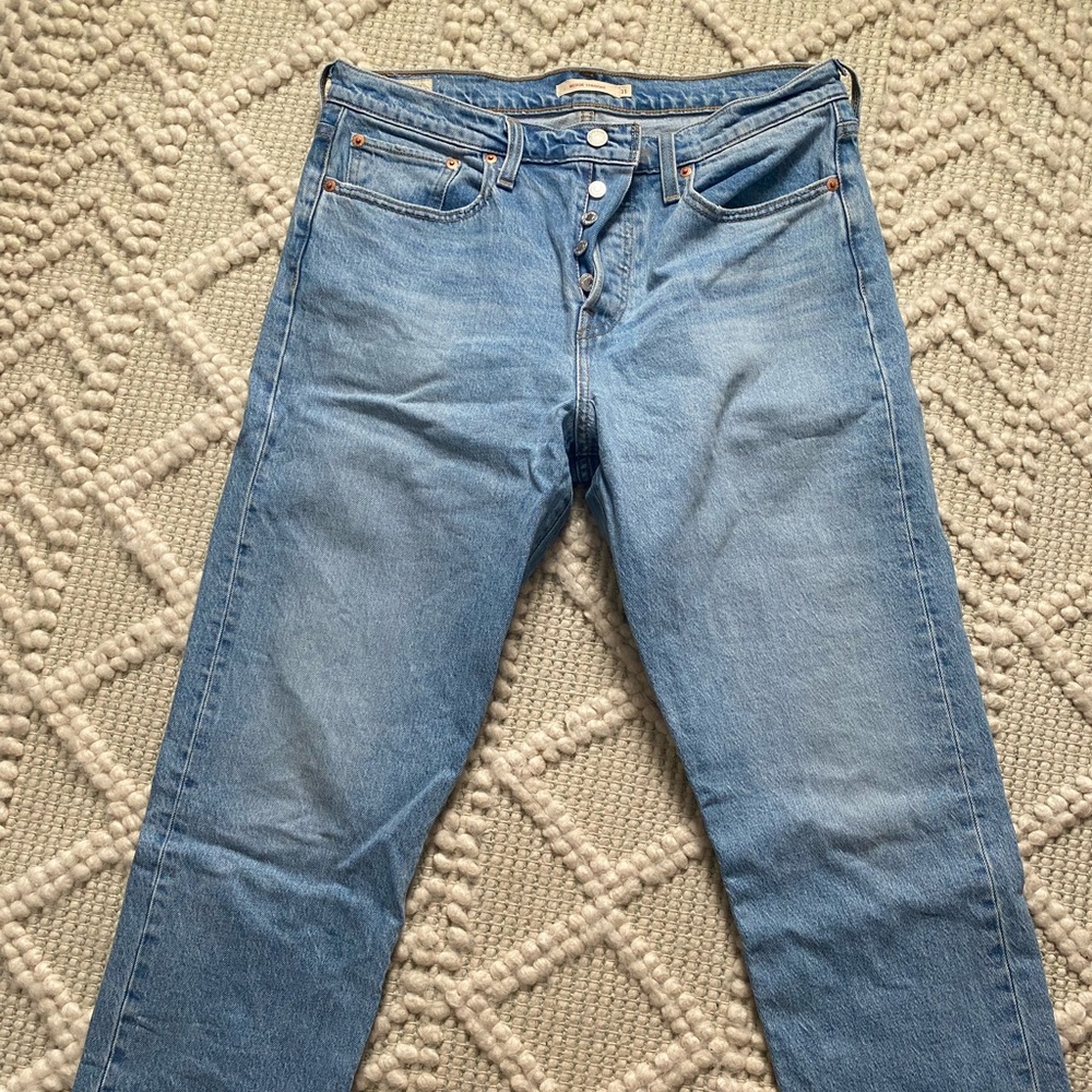 Levi’s High Rise ankle jeans